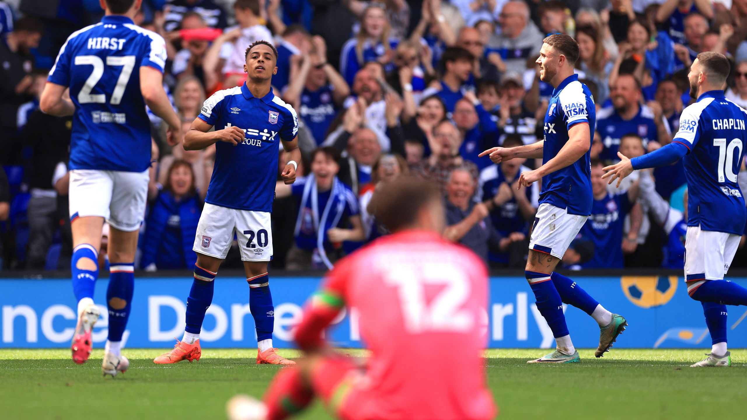 Nhận định soi kèo Ipswich vs Crystal Palace, 02h30 ngày 4/12/2024