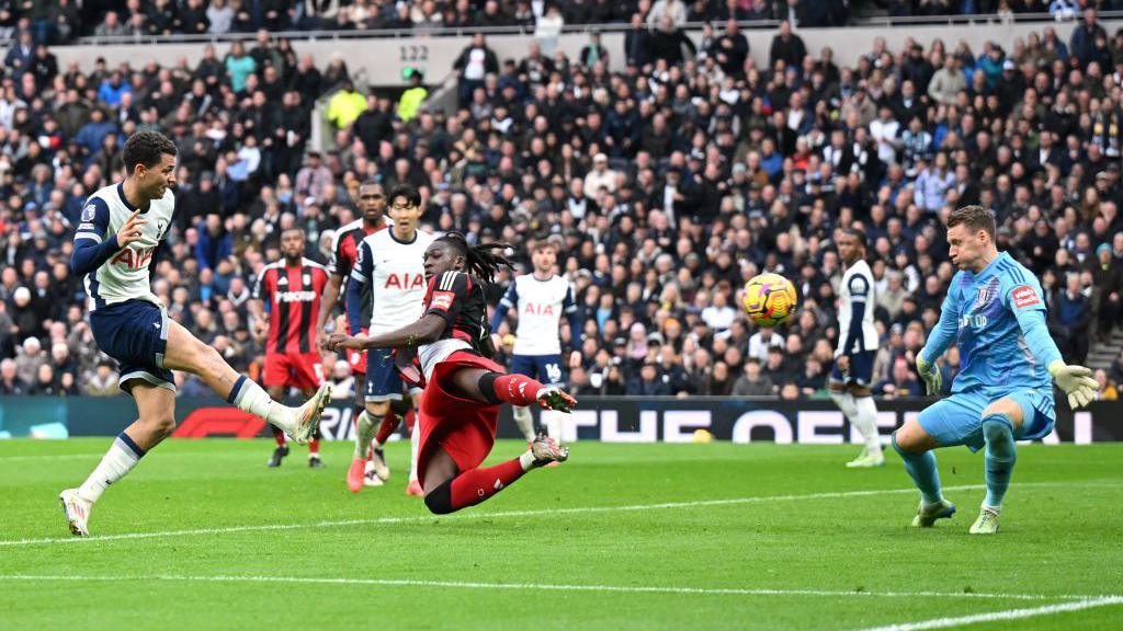 Nhận định soi kèo Bournemouth vs Tottenham, 03h15 ngày 6/12/2024